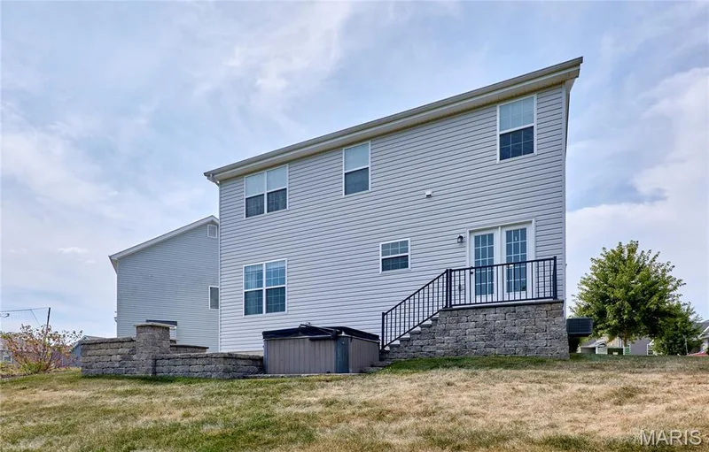 526 Golden Leaf Court, Lake St. Louis, MO 63367 — listing photo 42 of 45