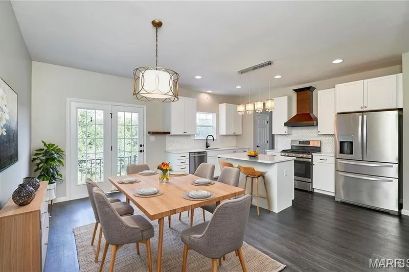 526 Golden Leaf Court, Lake St. Louis, MO 63367 — listing photo 16 of 45