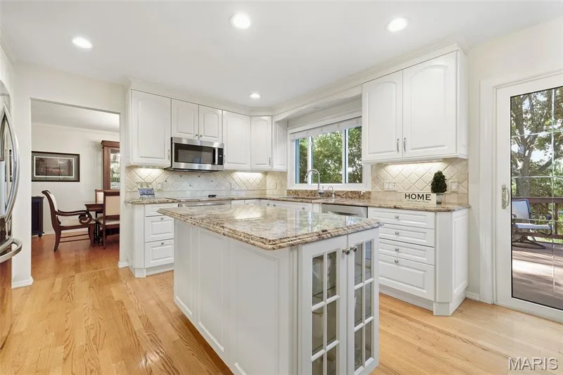 14424 White Pine Ridge Lane, Chesterfield, MO 63017 — listing photo 14 of 46