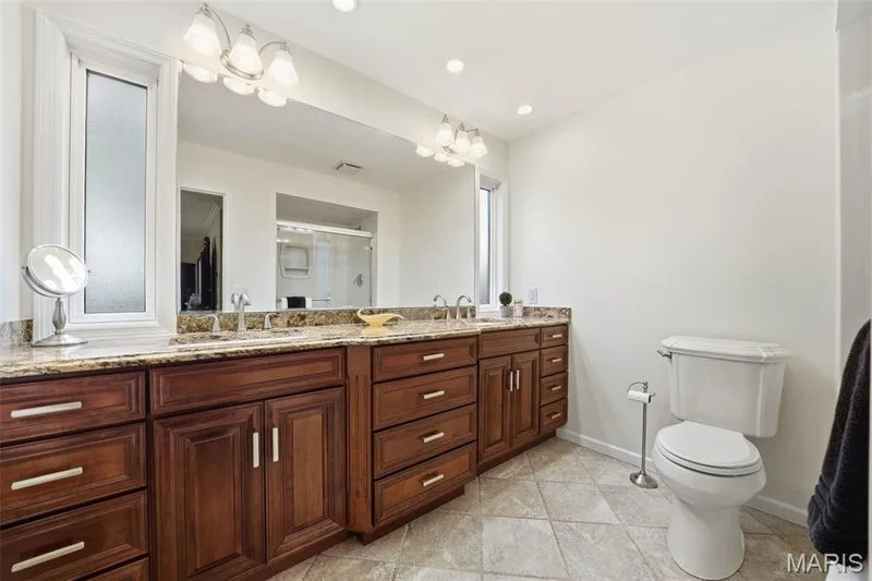 14424 White Pine Ridge Lane, Chesterfield, MO 63017 — listing photo 22 of 46