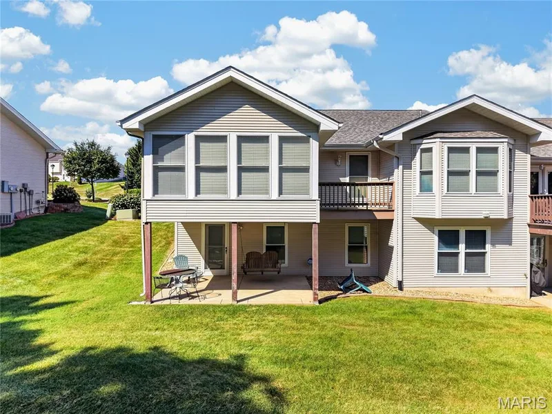 912 Palmer Court #12, Lake St. Louis, MO 63367 — listing photo 3 of 24