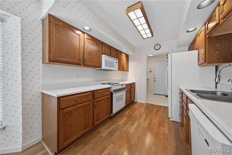912 Palmer Court #12, Lake St. Louis, MO 63367 — listing photo 8 of 24