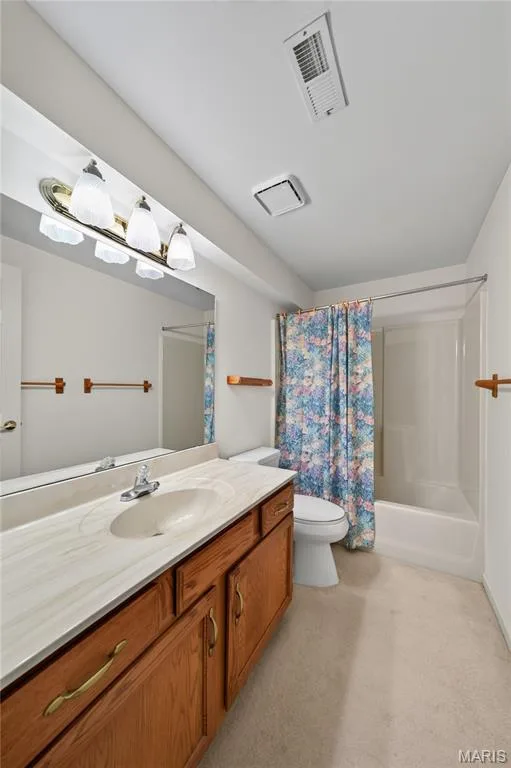 LL Bathroom — 912 Palmer Court #12, Lake St. Louis, MO 63367