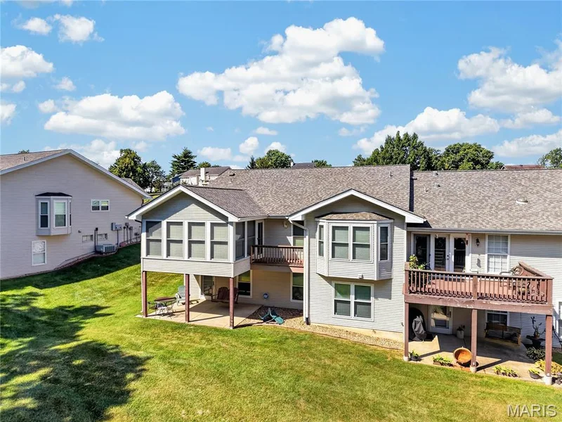 912 Palmer Court #12, Lake St. Louis, MO 63367 — listing photo 22 of 24