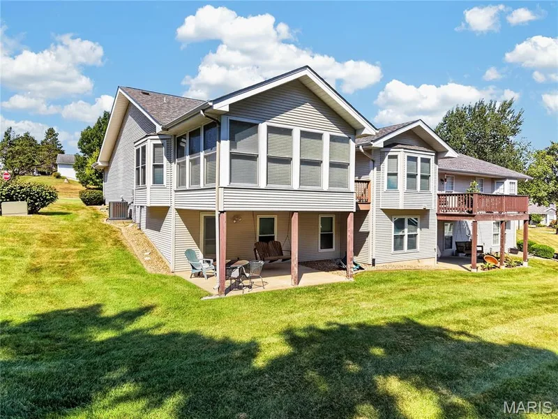 912 Palmer Court #12, Lake St. Louis, MO 63367 — listing photo 23 of 24