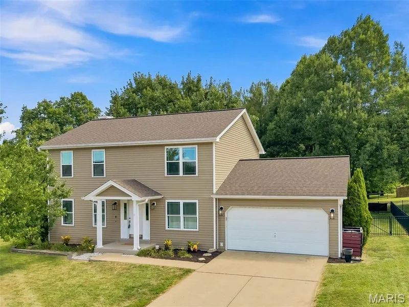 24 Declaration Trail, O'Fallon, MO 63368 — listing photo 2 of 30