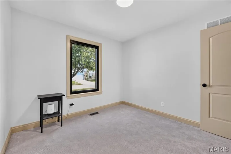 136 Prairie Bluffs Drive, Wentzville, MO 63385 — listing photo 23 of 40