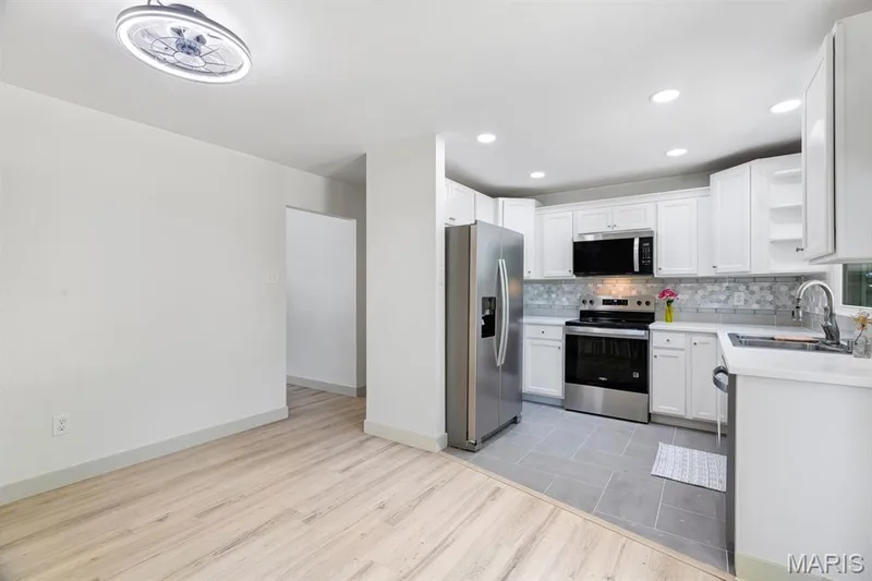 Kitchen/Dining Room — 3424 La Salle Drive, St Charles, MO 63301