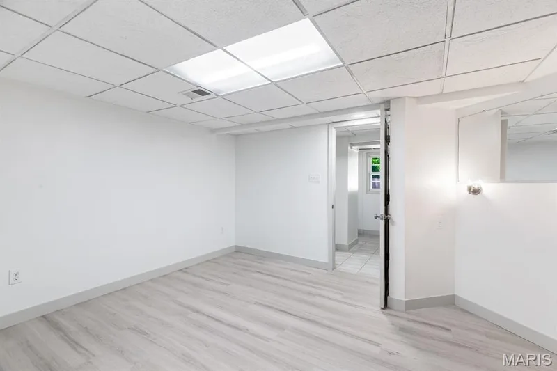 Very spacious Bonus Room could be a home office, yoga room/gym, man cave or whatever you imagine and need the extra space for! Includes privacy door — 3424 La Salle Drive, St Charles, MO 63301