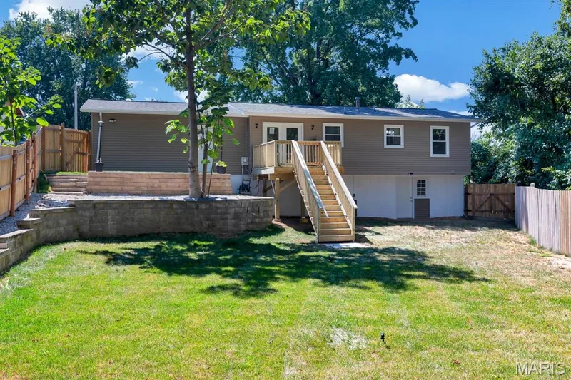 Lots of yard games, tables/chairs or large swing sets can fit in this yard! — 3424 La Salle Drive, St Charles, MO 63301