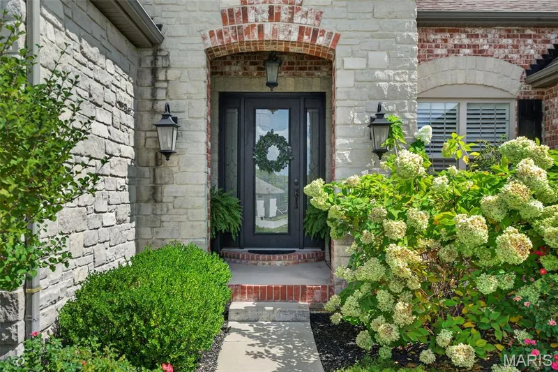 106 Westleigh Manor Drive, Wentzville, MO 63385 — listing photo 5 of 64