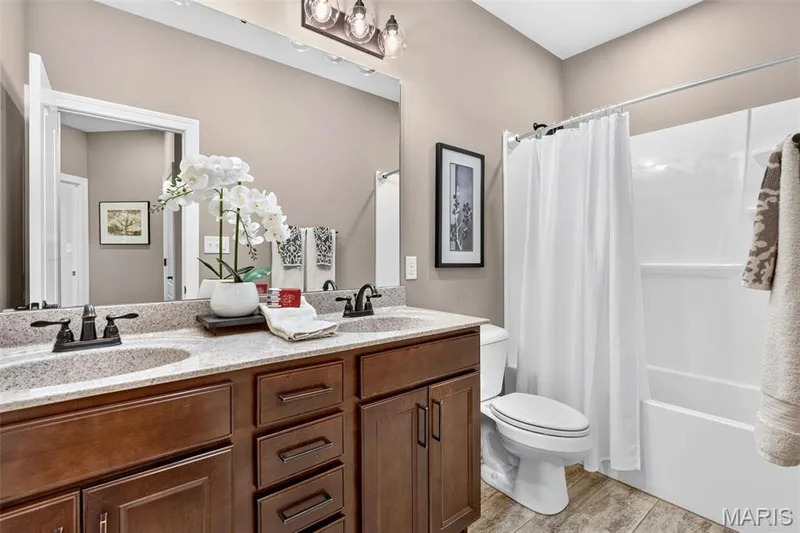 106 Westleigh Manor Drive, Wentzville, MO 63385 — listing photo 32 of 64