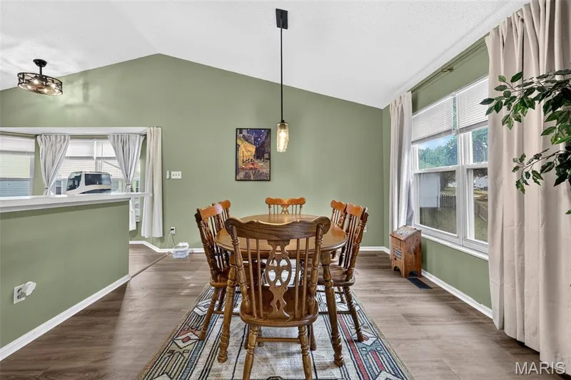 72 Hickoryshade Court, St Peters, MO 63376 — listing photo 10 of 25
