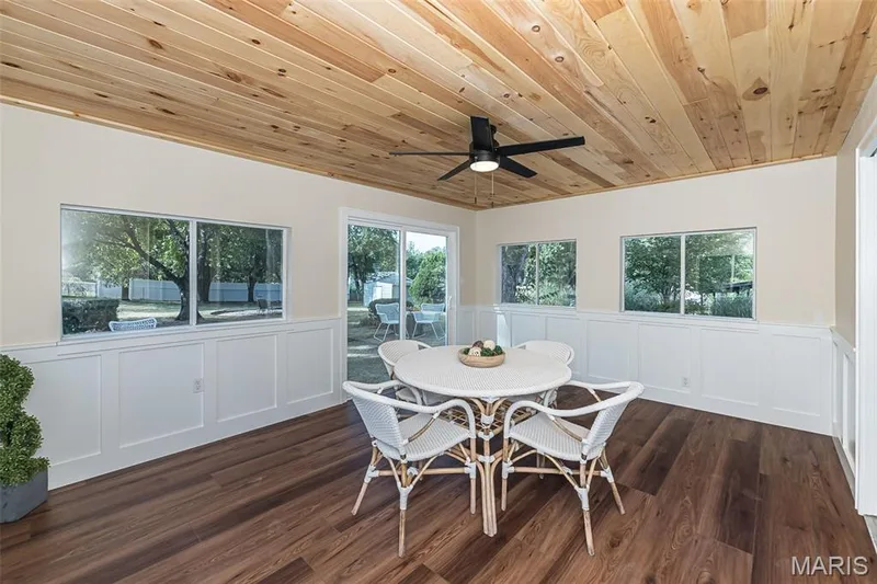 29 Mill Race Drive, St Peters, MO 63376 — listing photo 4 of 44
