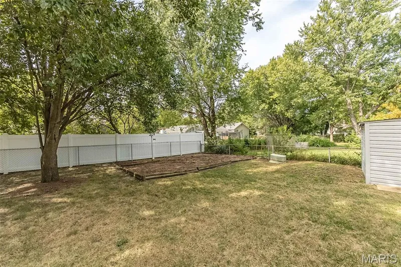 29 Mill Race Drive, St Peters, MO 63376 — listing photo 34 of 44