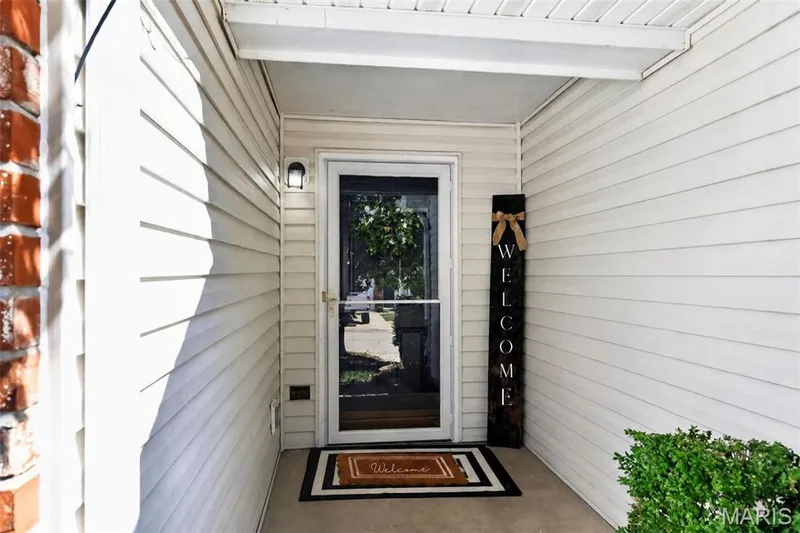 223 Homeshire Circle #44, Wentzville, MO 63385 — listing photo 3 of 26