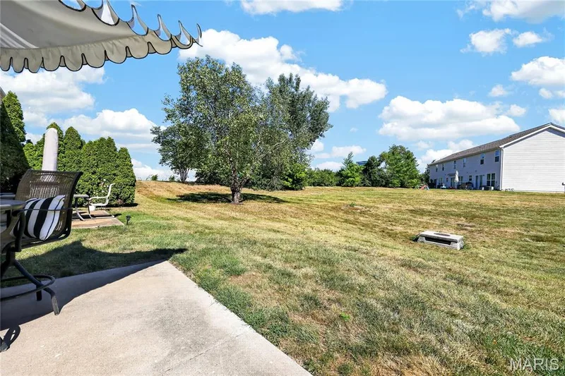 223 Homeshire Circle #44, Wentzville, MO 63385 — listing photo 14 of 26