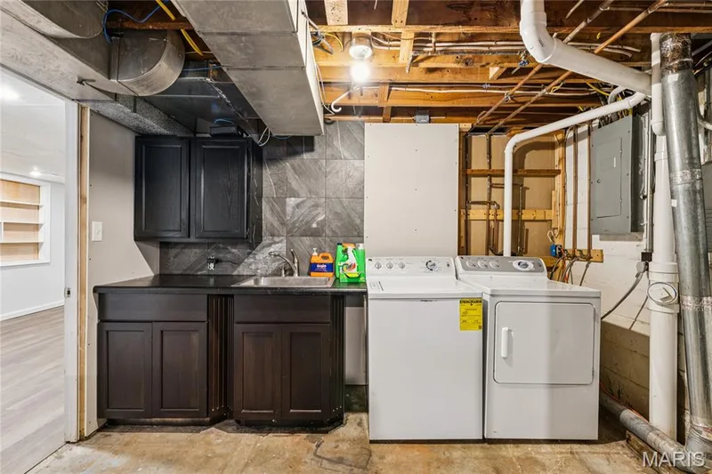 918 Perry Street, St Charles, MO 63301 — listing photo 27 of 30