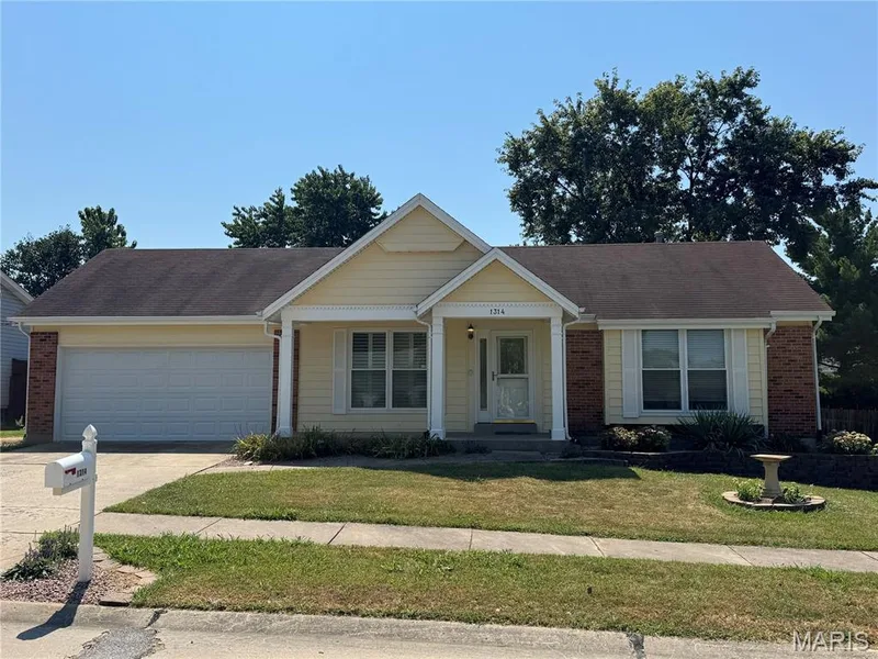 Welcome home to 1314 Warrior Song Way! — 1314 Warrior Song Way, O'Fallon, MO 63366