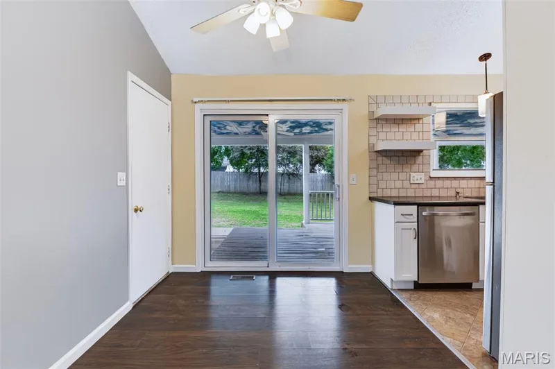 1314 Warrior Song Way, O'Fallon, MO 63366 — listing photo 7 of 27