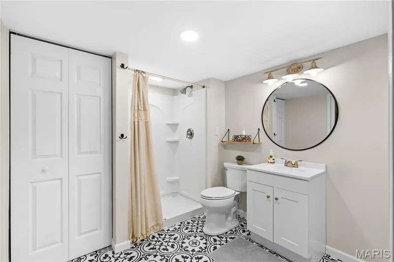 616 Prairiegate Court, Lake St. Louis, MO 63367 — listing photo 17 of 48