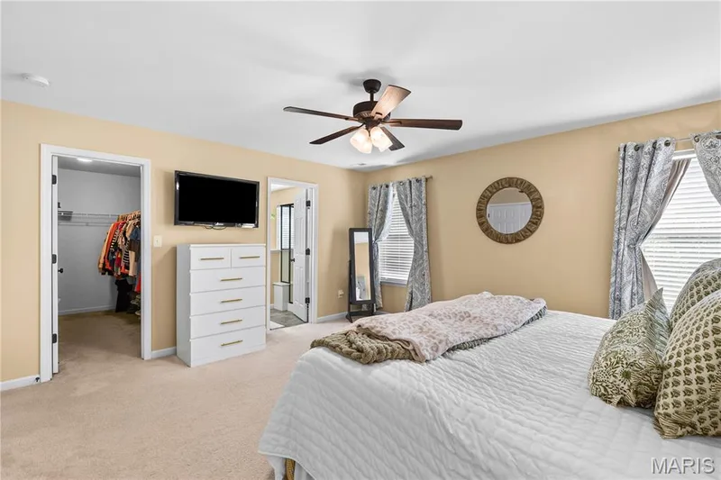 616 Prairiegate Court, Lake St. Louis, MO 63367 — listing photo 23 of 48