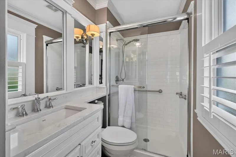 15345 Country Ridge Drive, Chesterfield, MO 63017 — listing photo 22 of 32