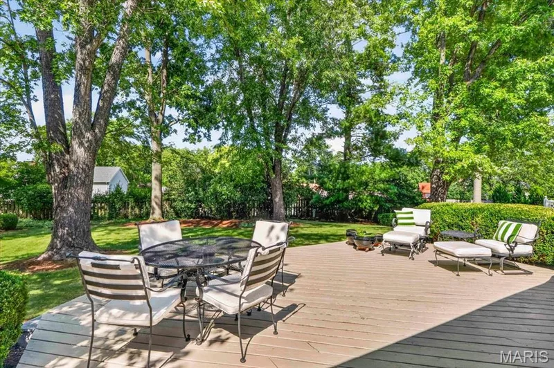 15345 Country Ridge Drive, Chesterfield, MO 63017 — listing photo 25 of 32