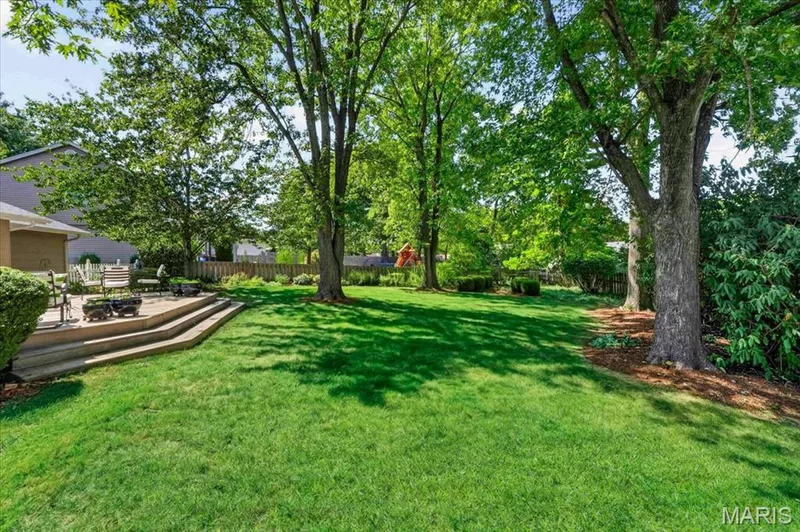 15345 Country Ridge Drive, Chesterfield, MO 63017 — listing photo 29 of 32