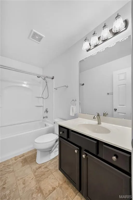 619 Wilmer Meadow Drive, Wentzville, MO 63385 — listing photo 4 of 39