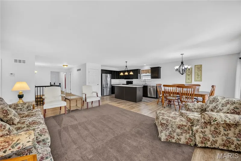 more of Greatroom — 619 Wilmer Meadow Drive, Wentzville, MO 63385