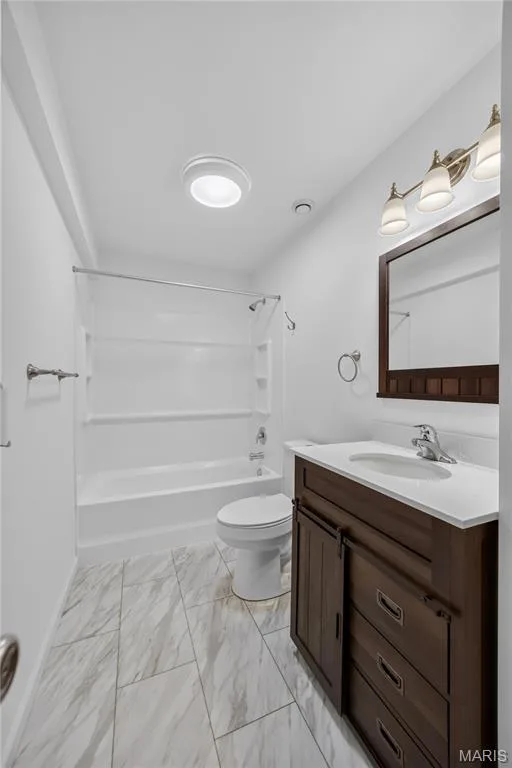 Lower level bathroom — 619 Wilmer Meadow Drive, Wentzville, MO 63385