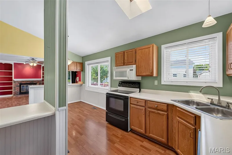 4 Tamerton Court, St Peters, MO 63376 — listing photo 12 of 44