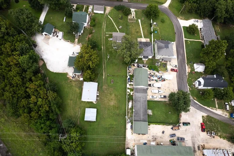 content — 2130 Gilmore Lane, Wentzville, MO 63385
