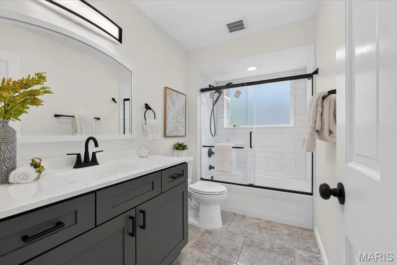 2131 Hickory Drive, Chesterfield, MO 63005 — listing photo 22 of 34