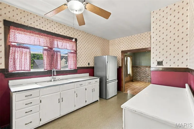 Kirchen with SS gas stove and new SS fridge — 201 Perry Street, St Charles, MO 63301