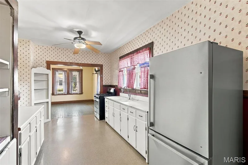 Kirchen with SS gas stove and new SS fridge — 201 Perry Street, St Charles, MO 63301
