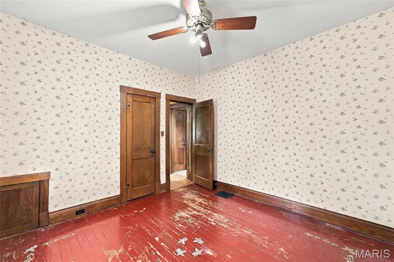Main Floor Primary Bedroom — 201 Perry Street, St Charles, MO 63301