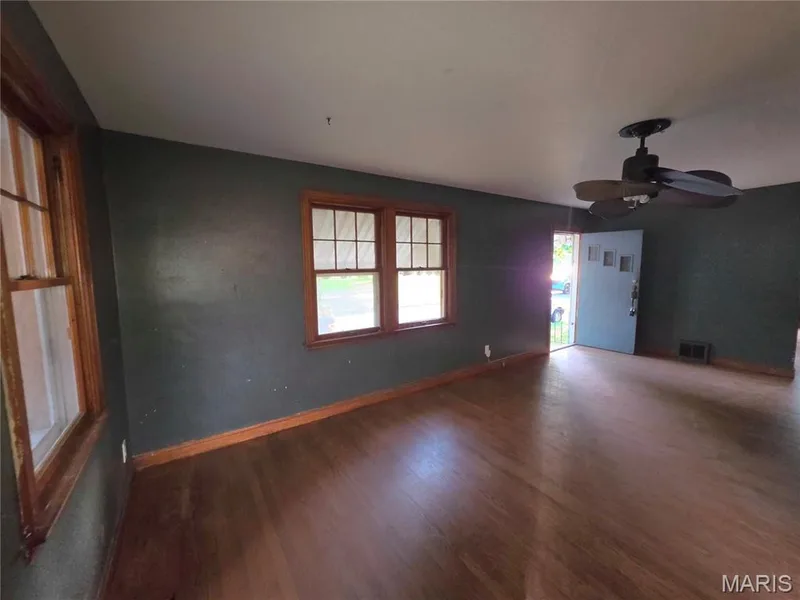 7 2nd Street, St Peters, MO 63376 — listing photo 8 of 28