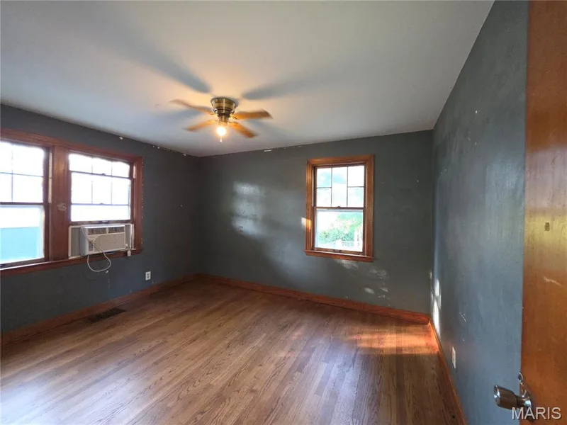 7 2nd Street, St Peters, MO 63376 — listing photo 18 of 28