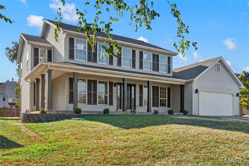 1217 Summer Lynne Drive, O'Fallon, MO 63366 — listing photo 2 of 60