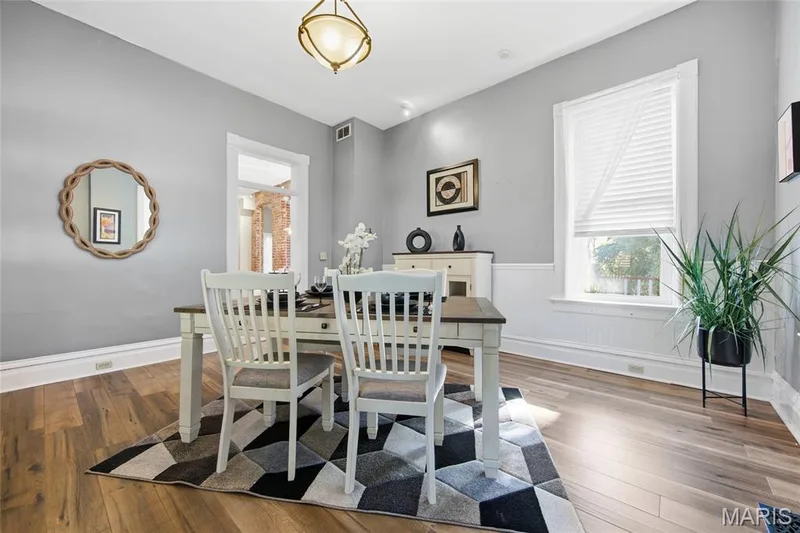 1216 N 5th Street, St Charles, MO 63301 — listing photo 20 of 68