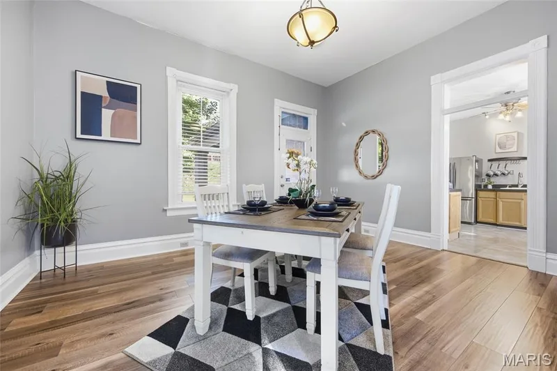 1216 N 5th Street, St Charles, MO 63301 — listing photo 21 of 68