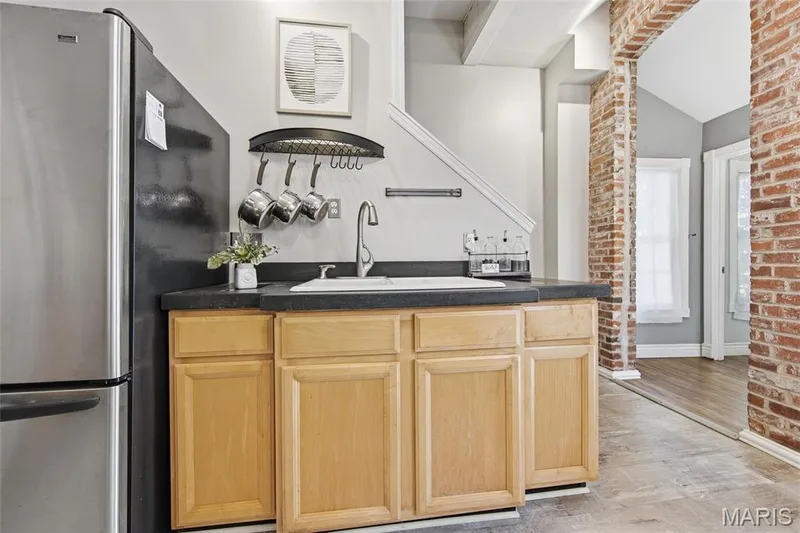 1216 N 5th Street, St Charles, MO 63301 — listing photo 17 of 68