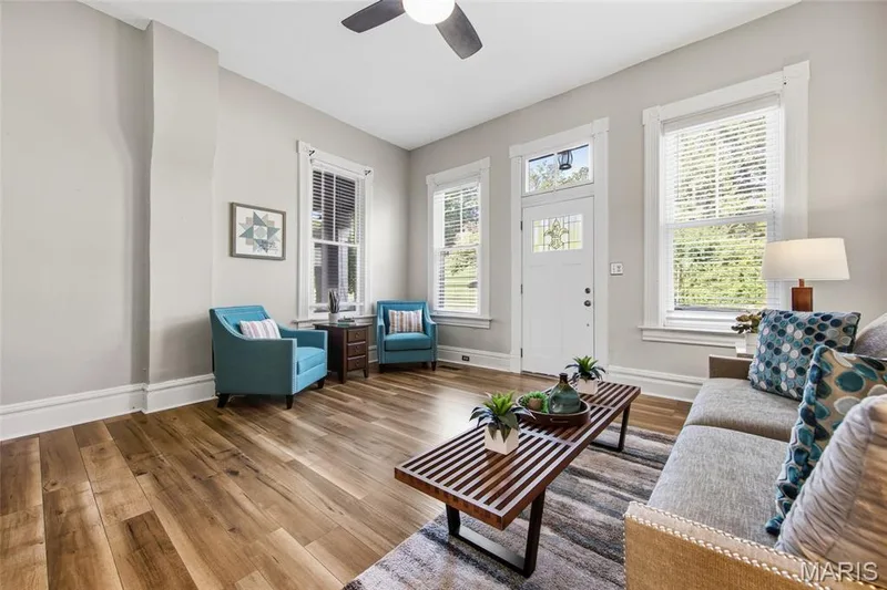 1216 N 5th Street, St Charles, MO 63301 — listing photo 11 of 68