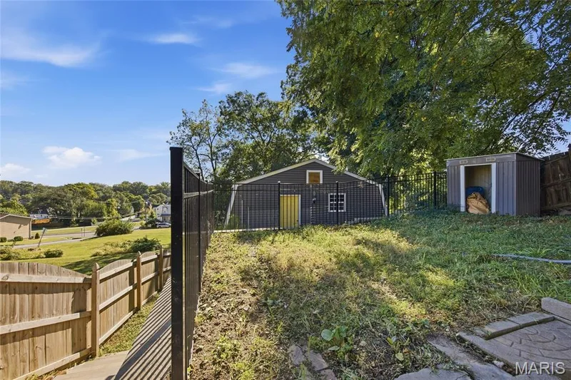 Huge Detached Garage — 1216 N 5th Street, St Charles, MO 63301