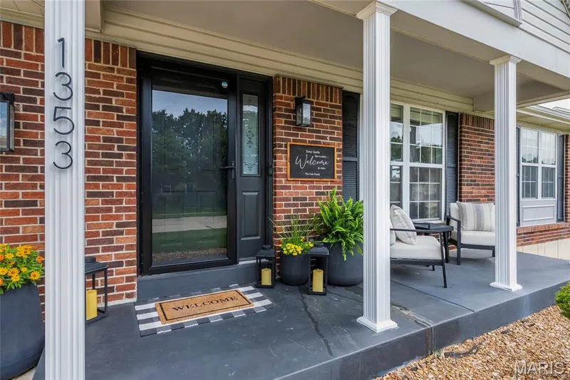 1353 Apple Valley Drive, O'Fallon, MO 63366 — listing photo 2 of 46