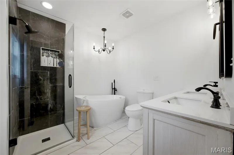 1353 Apple Valley Drive, O'Fallon, MO 63366 — listing photo 13 of 46