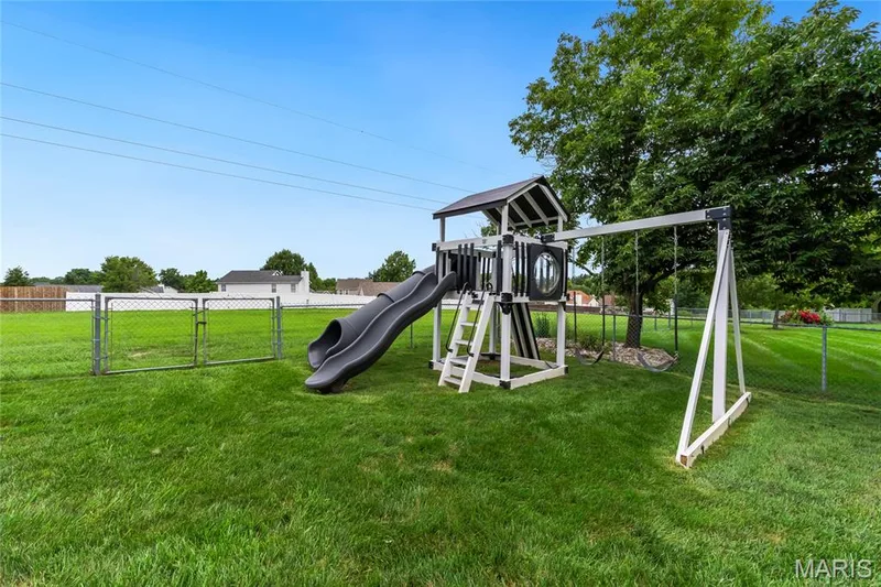 1353 Apple Valley Drive, O'Fallon, MO 63366 — listing photo 37 of 46
