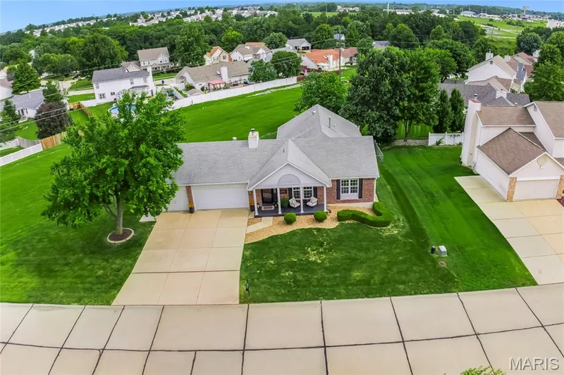 1353 Apple Valley Drive, O'Fallon, MO 63366 — listing photo 42 of 46